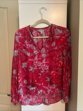 Lucky Brand Red Floral V-Neck Tie-Front Blouse